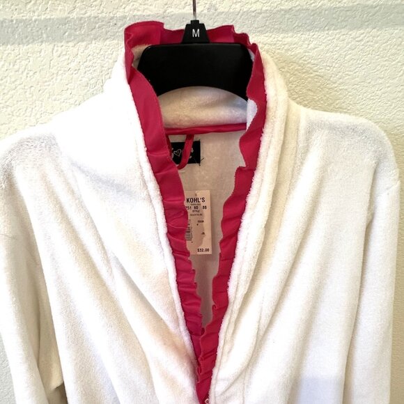 Brand New women's Short Cozy Robe - Picture 2 of 6